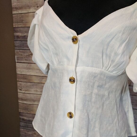 TopShop Cold Shoulder Ivory Button Up - Picture 3 of 7